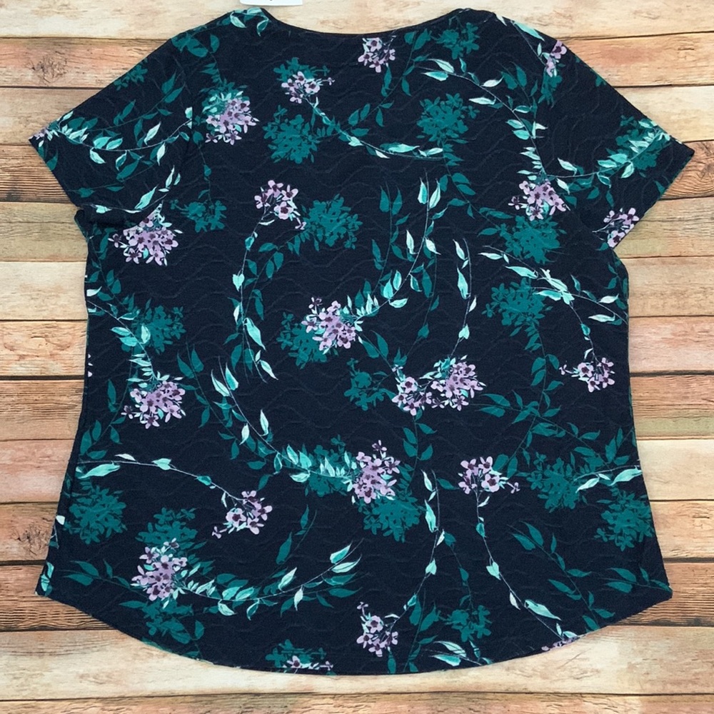 NWT Croft & Barrow Floral Tee - Picture 6 of 6